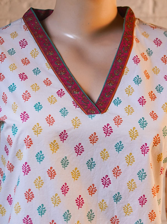 Deya Kurta - Nimmi Booti Mari Gold