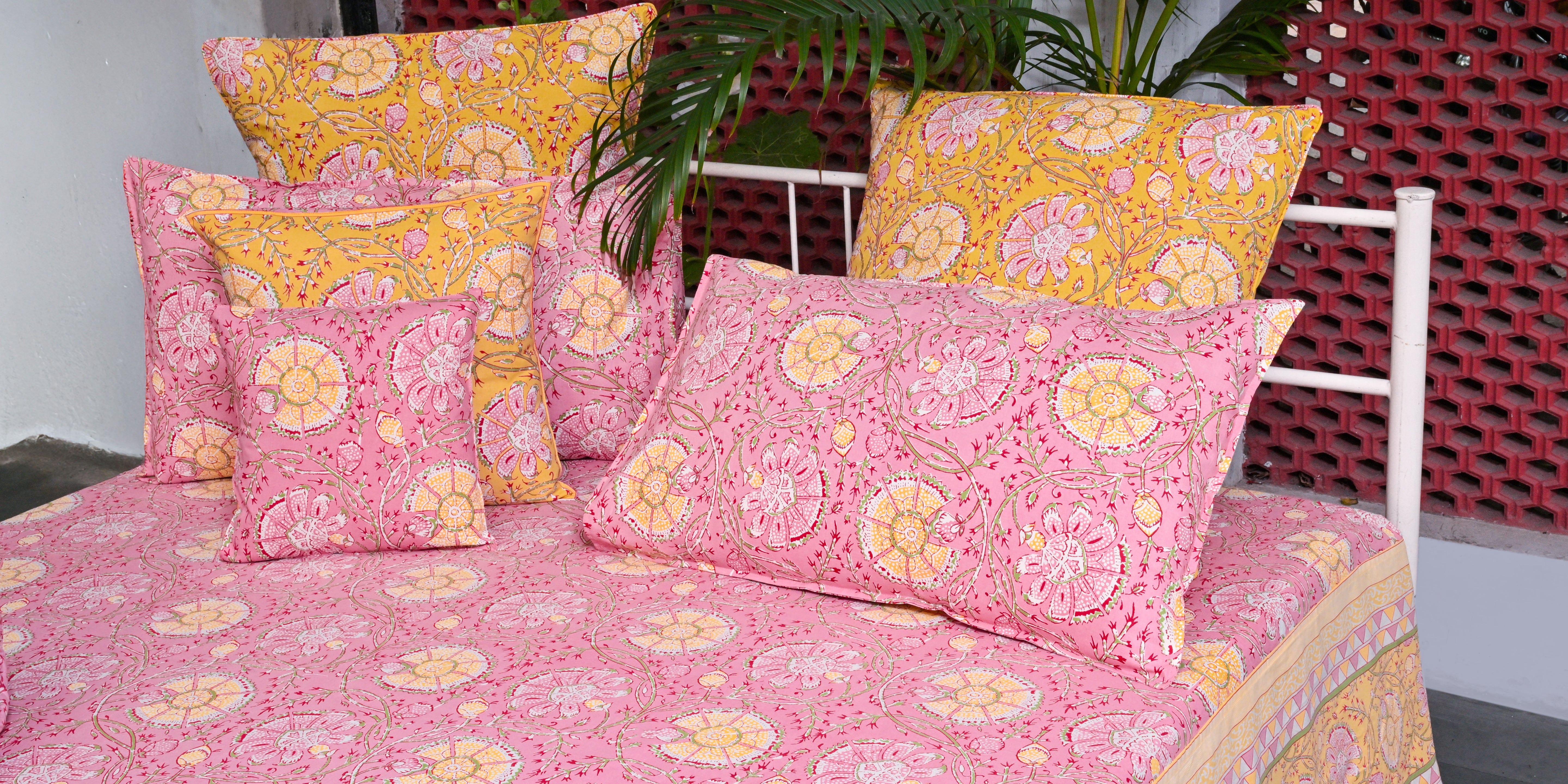 Bed Cover - Kochi Kerala Candy Floss