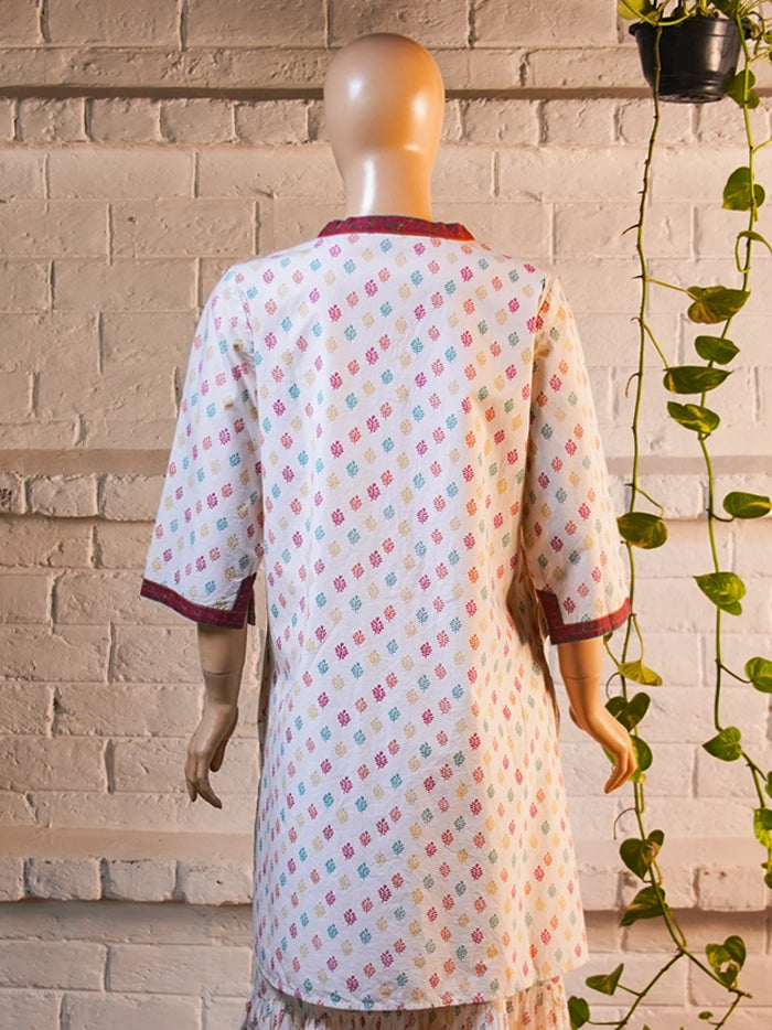 Deya Kurta - Nimmi Booti Mari Gold