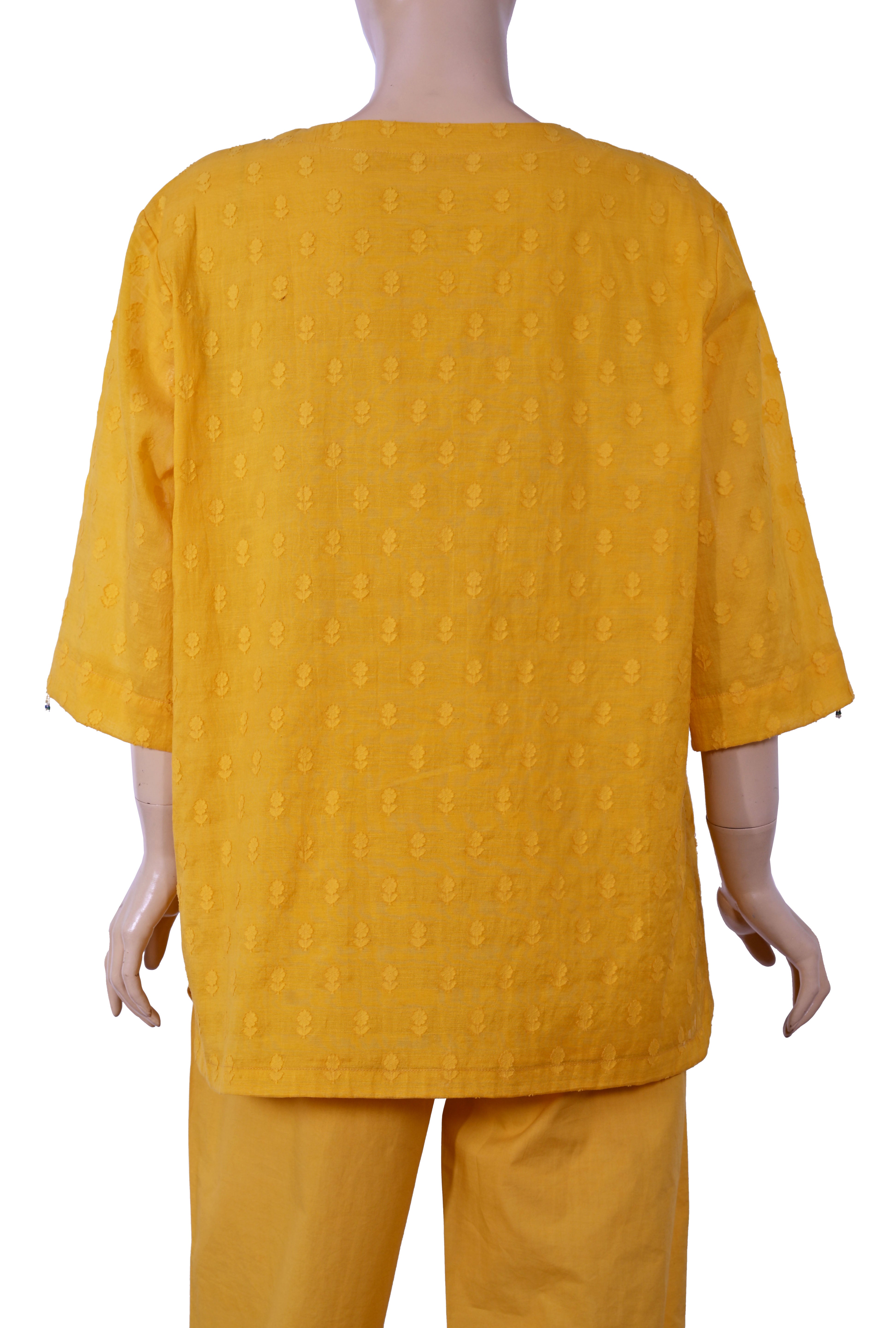 AYAAN TOP