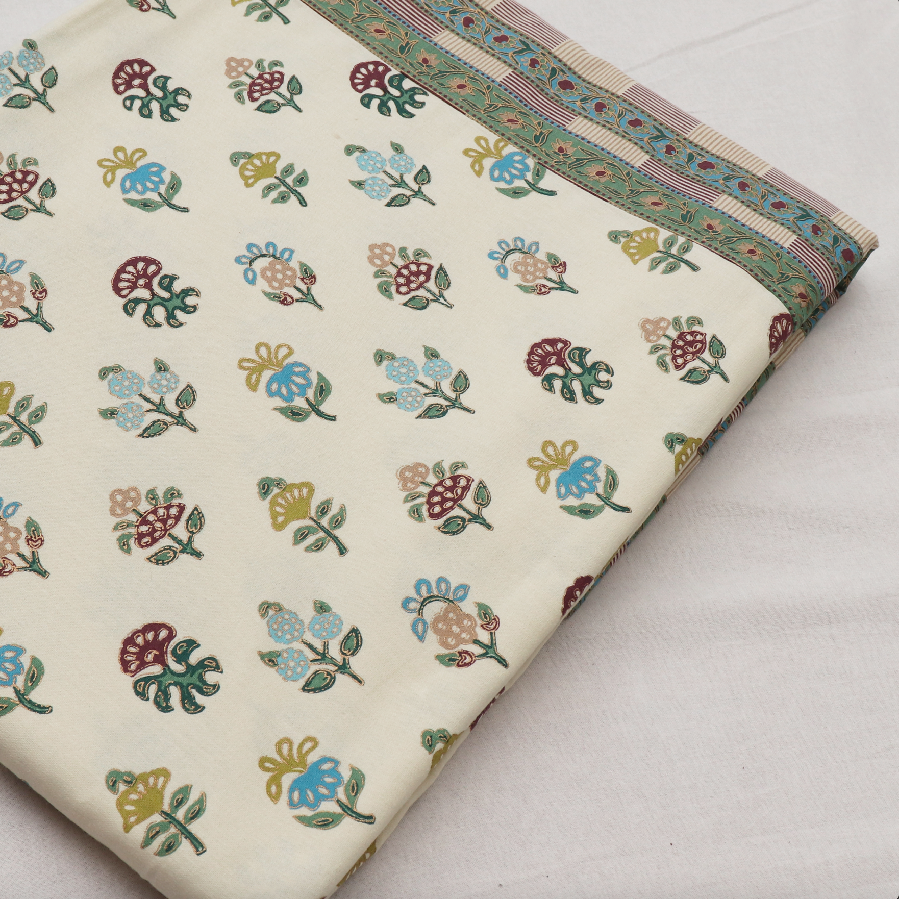 Bed Cover - Isra Booti Aalam