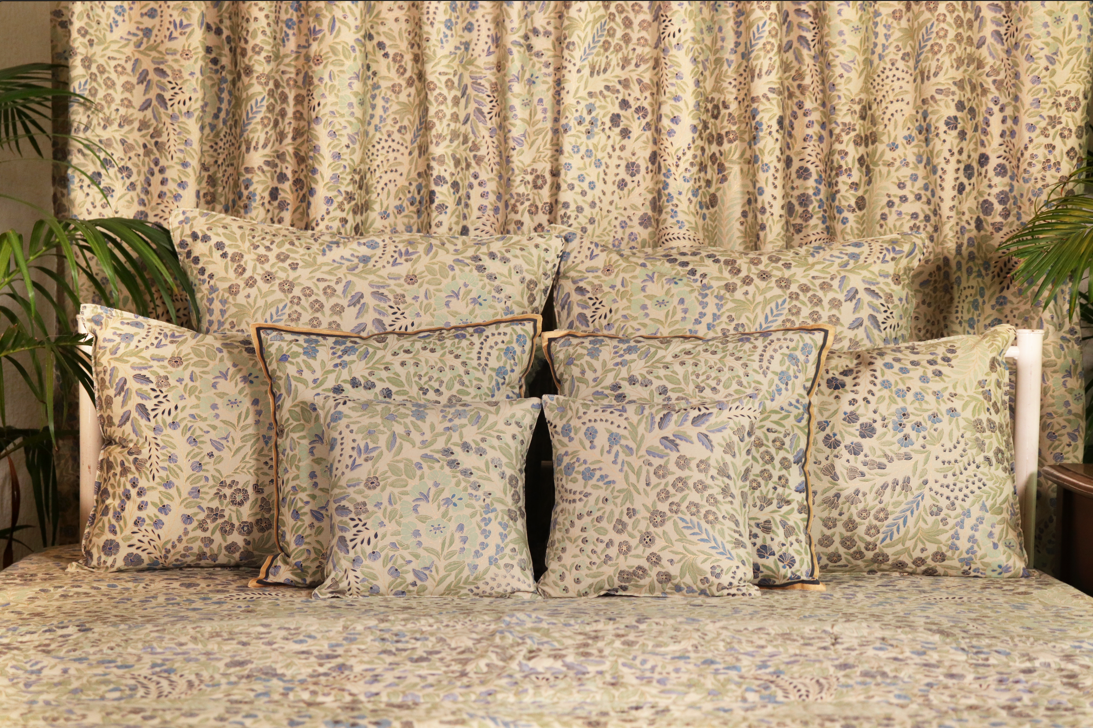 Bed Cover - Shabbir Kanchani