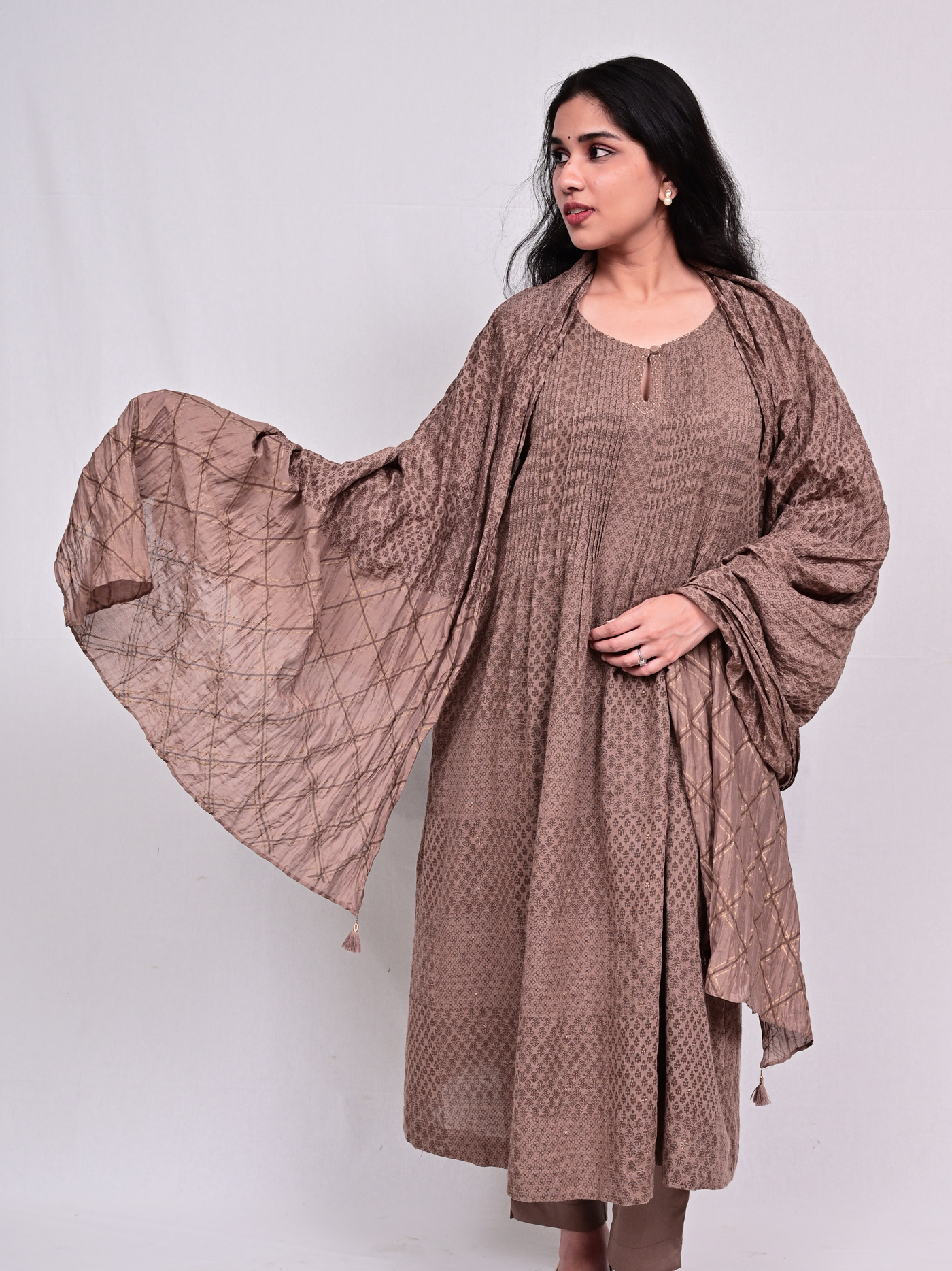 Dupatta - Sanga Choco