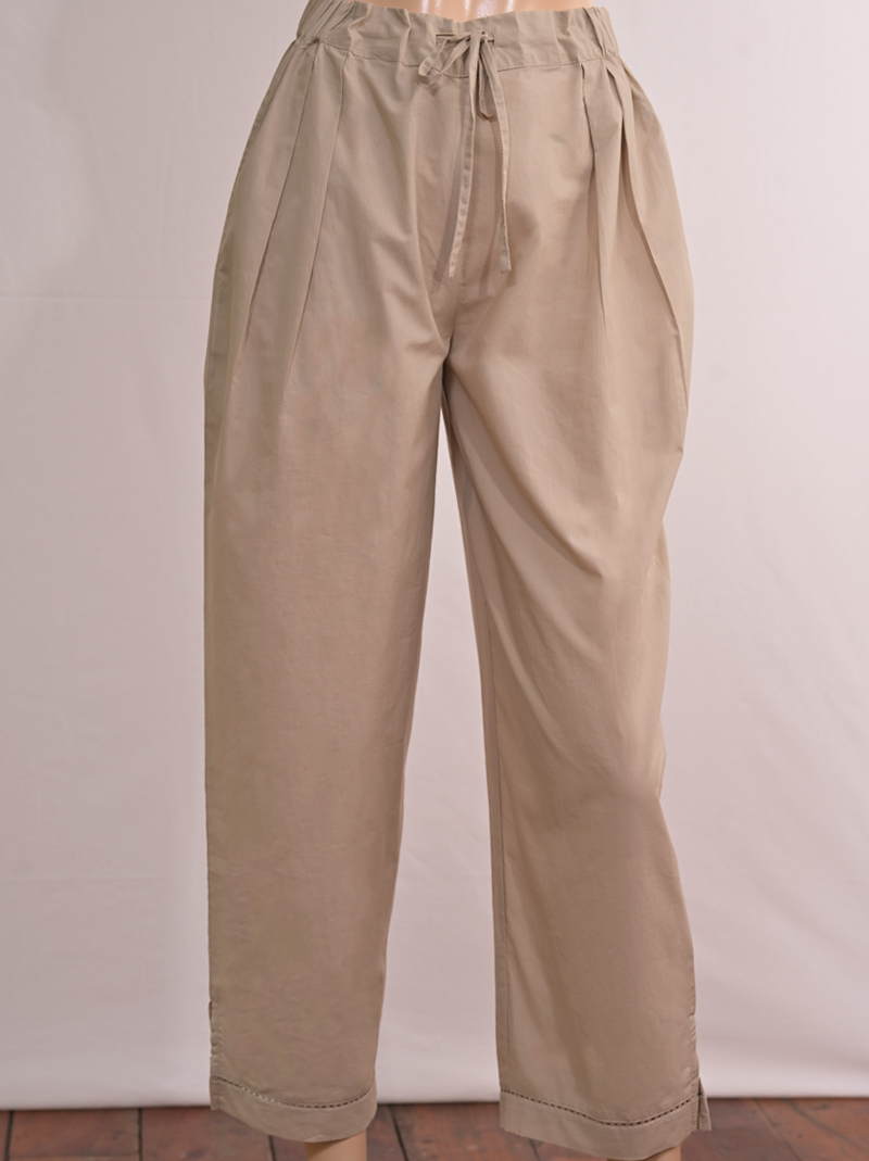 Tulip Pant Solid Beige