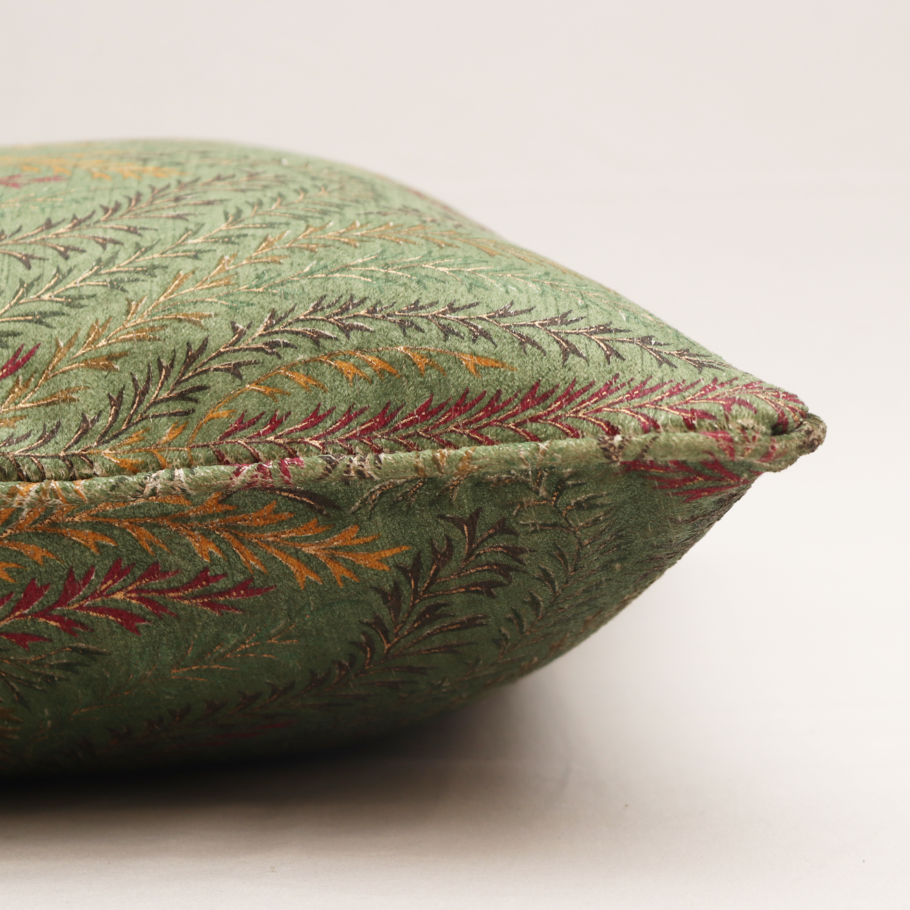 Velvet Cushion Cover - Hafisa Roshan