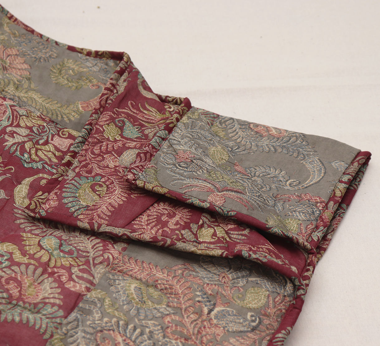 Quilt - Ambara Tartar Red