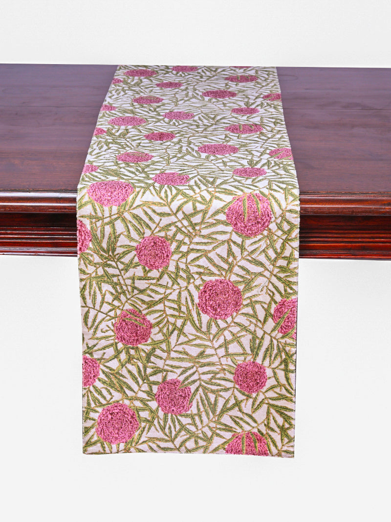 Velvet Runner - Small Genda Phool Chum Chum