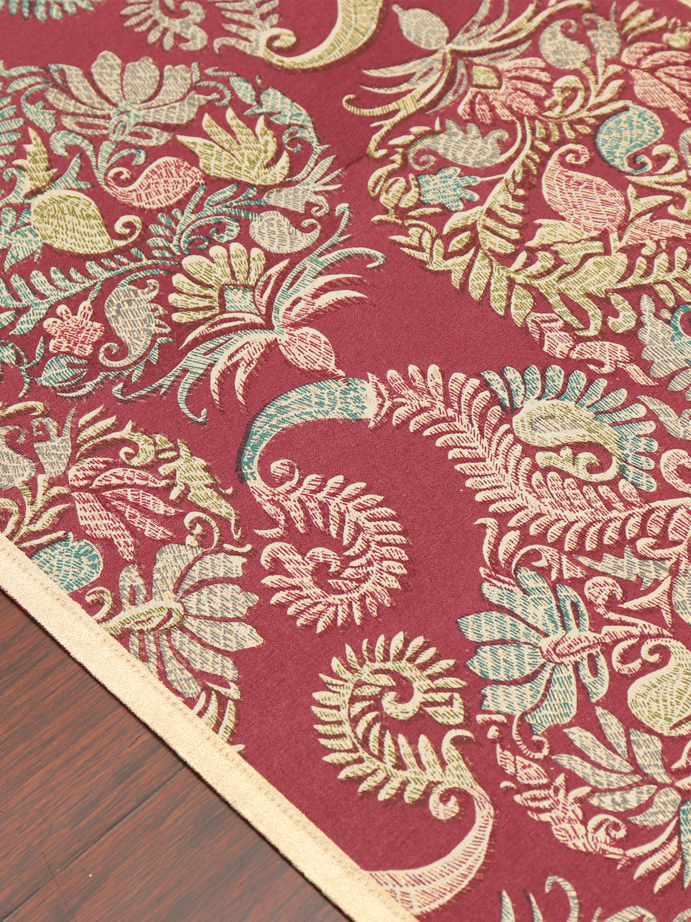 Runner - Ambara Tartar Red