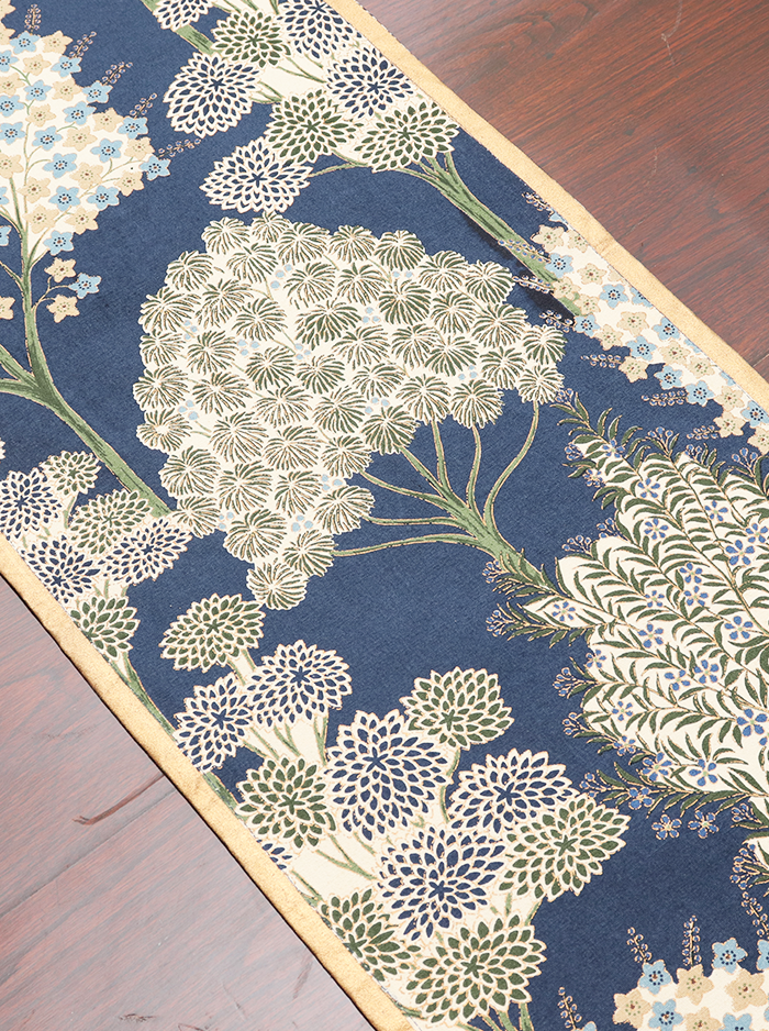 Runner - pichawai Prussian Blue