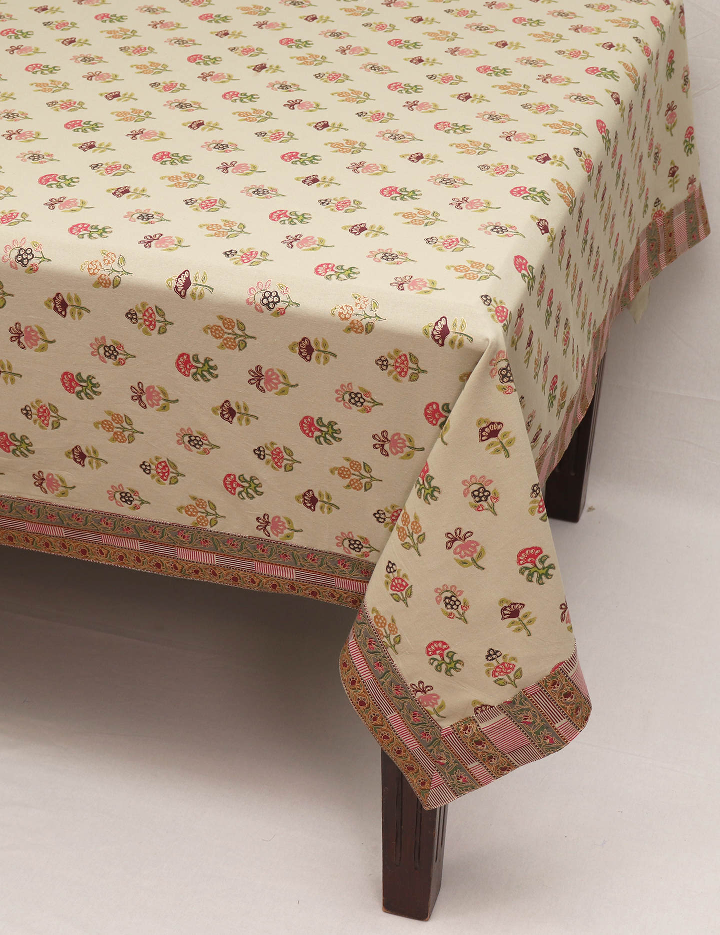 Table Cloth - Isra Booti Aalam