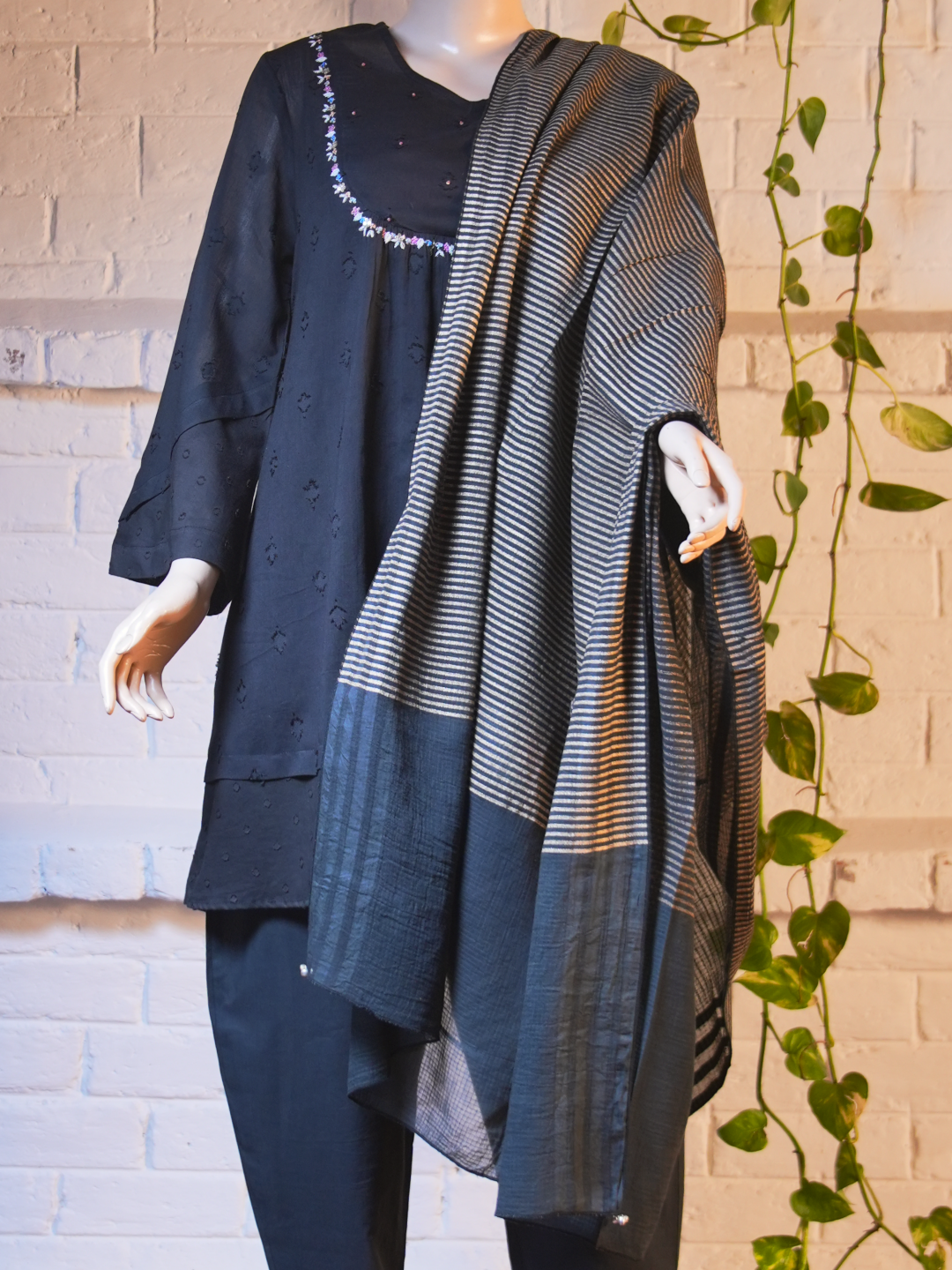 Farsi Printed Dupatta - Black